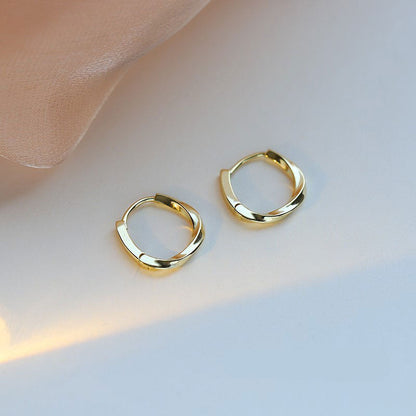 2026 Korean New Simple Temperament Circle Pearl Earrings Fashion Small Versatile Earrings  Jewelry